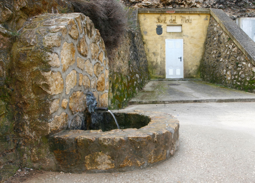 Font del Molí ubicada en el municipio de Benimantell